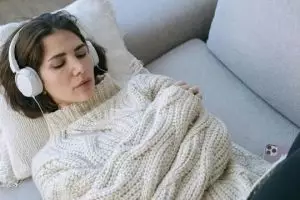 Malas bergaul, 7 zodiak ini lebih senang sendiri