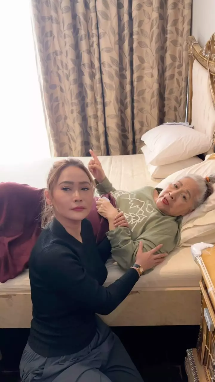 Inul Daratista kenang momen dampingi Titiek Puspa sejak dirawat hingga menghembuskan napas terakhir © 2025 brilio.net