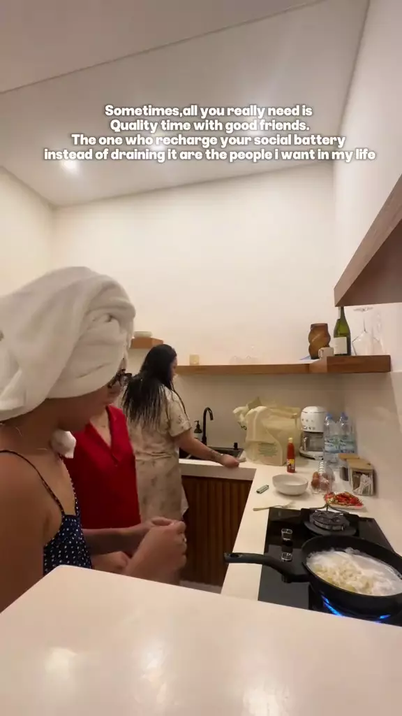 dapur rumah baru talitha curtis  © 2025 TikTok