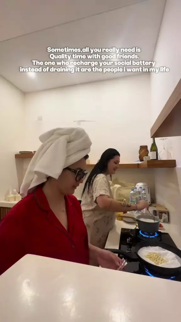 dapur rumah baru talitha curtis  © 2025 TikTok