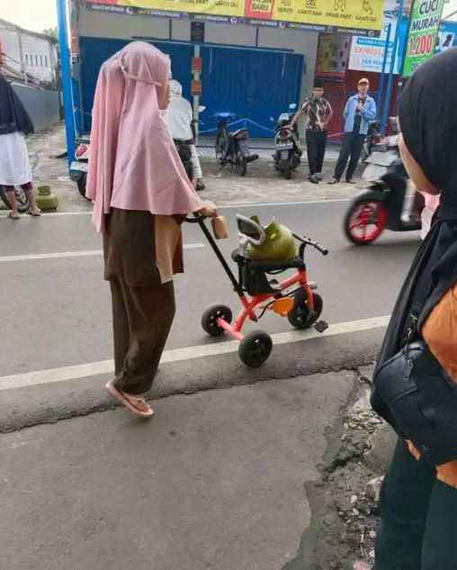 kreatif emak © 2025 Instagram kreatif emak © 2025 Instagram