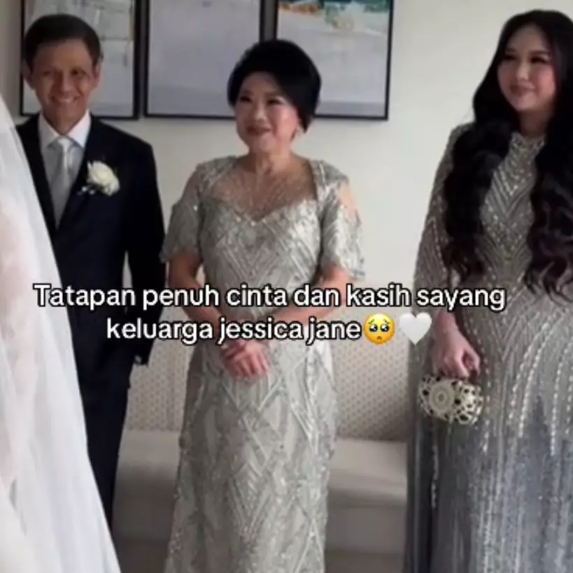 9 Gaya Sisca Kohl di pemberkatan Jessica Jane kenakan gaun sopan dan tertutup, auranya berkelas