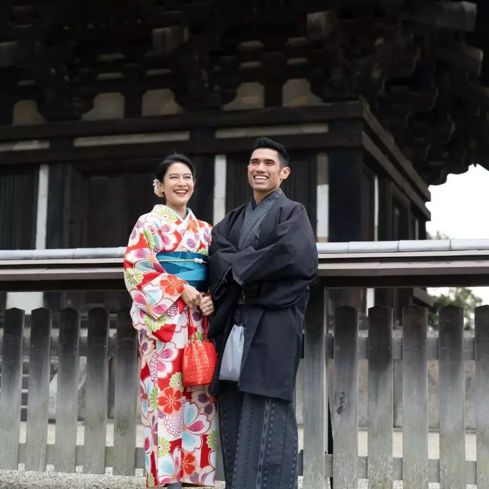 bocah imut dulu figuran dibayar puluhan ribu kini jadi mantu konglomerat © berbagai sumber