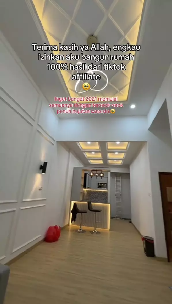 guru resign pns pamer rumah baru © TikTok