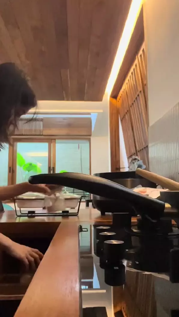 dapur baru Keisya Levronka full kayu © TikTok dapur baru Keisya Levronka full kayu © TikTok