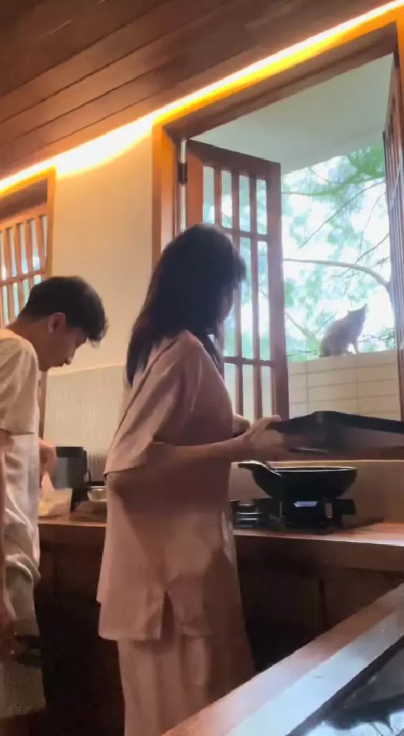 dapur baru Keisya Levronka full kayu © TikTok dapur baru Keisya Levronka full kayu © TikTok