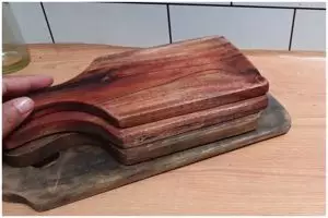 Talenan kayu berjamur menghitam kembali bersih dengan cepat, lakukan trik ini mulai sekarang