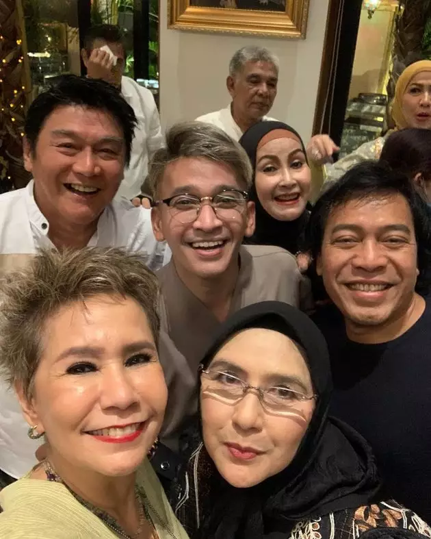 Momen halal bihalal seleb lawas © berbagai sumber