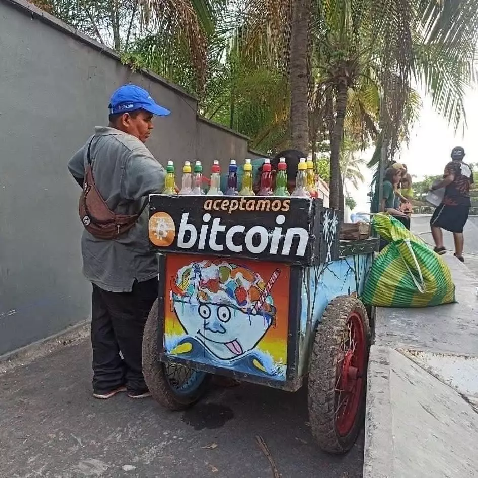 tulisan penjual es © X