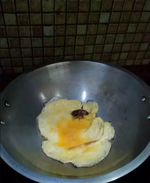 telur nyeleneh © Instagram telur nyeleneh © Instagram