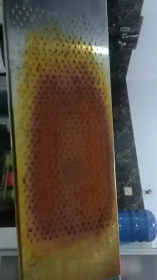 Noda kuning kunyit menempel di parutan, sekarang juga bersihkan pakai 2 bahan sederhana berbagai sumber Noda kuning kunyit menempel di parutan, sekarang juga bersihkan pakai 2 bahan sederhana berbagai sumber