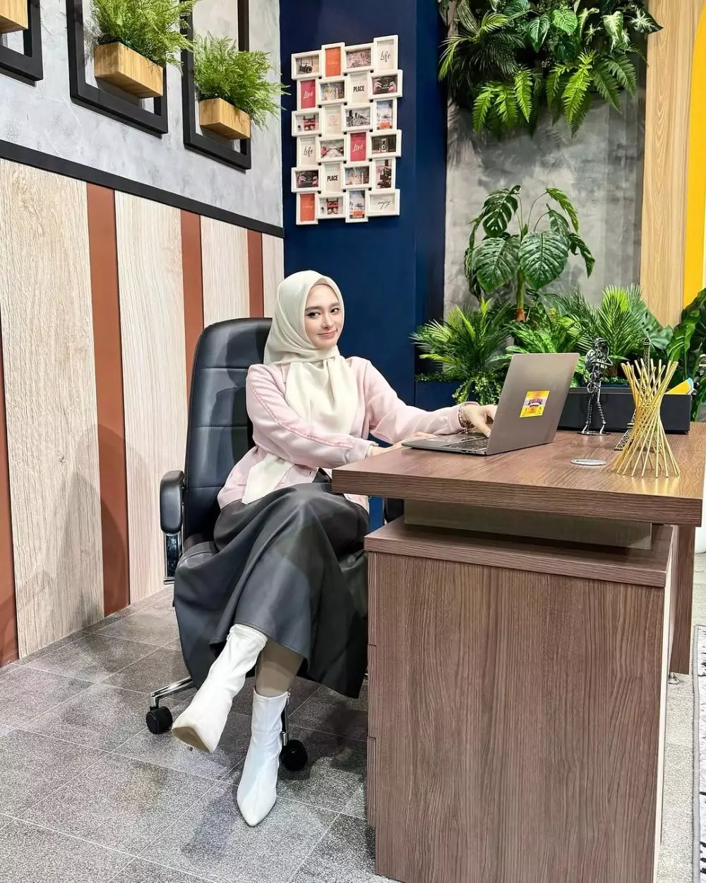 inara rusli diajak nikah lewat DM  © 2025 Instagram