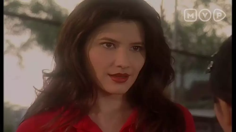 bocah berparas bule dulu aktris top kini buka warteg © berbagai sumber