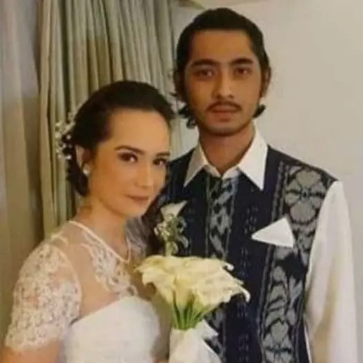 8 Tahun berumah tangga kini cerai, ini 9 potret kenangan Arya Saloka dan Putri Anne dari awal nikah
