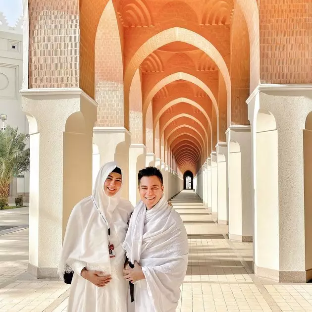 baim wong dan paula verhoeven resmi cerai © 2025 Instagram