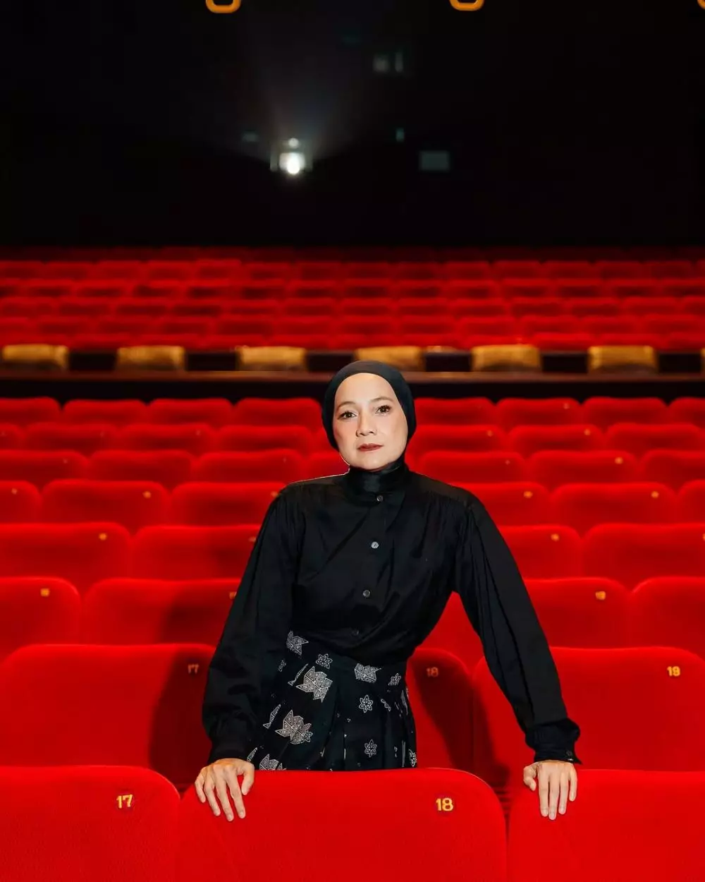 cut mini model majalah  © 2025 TikTok