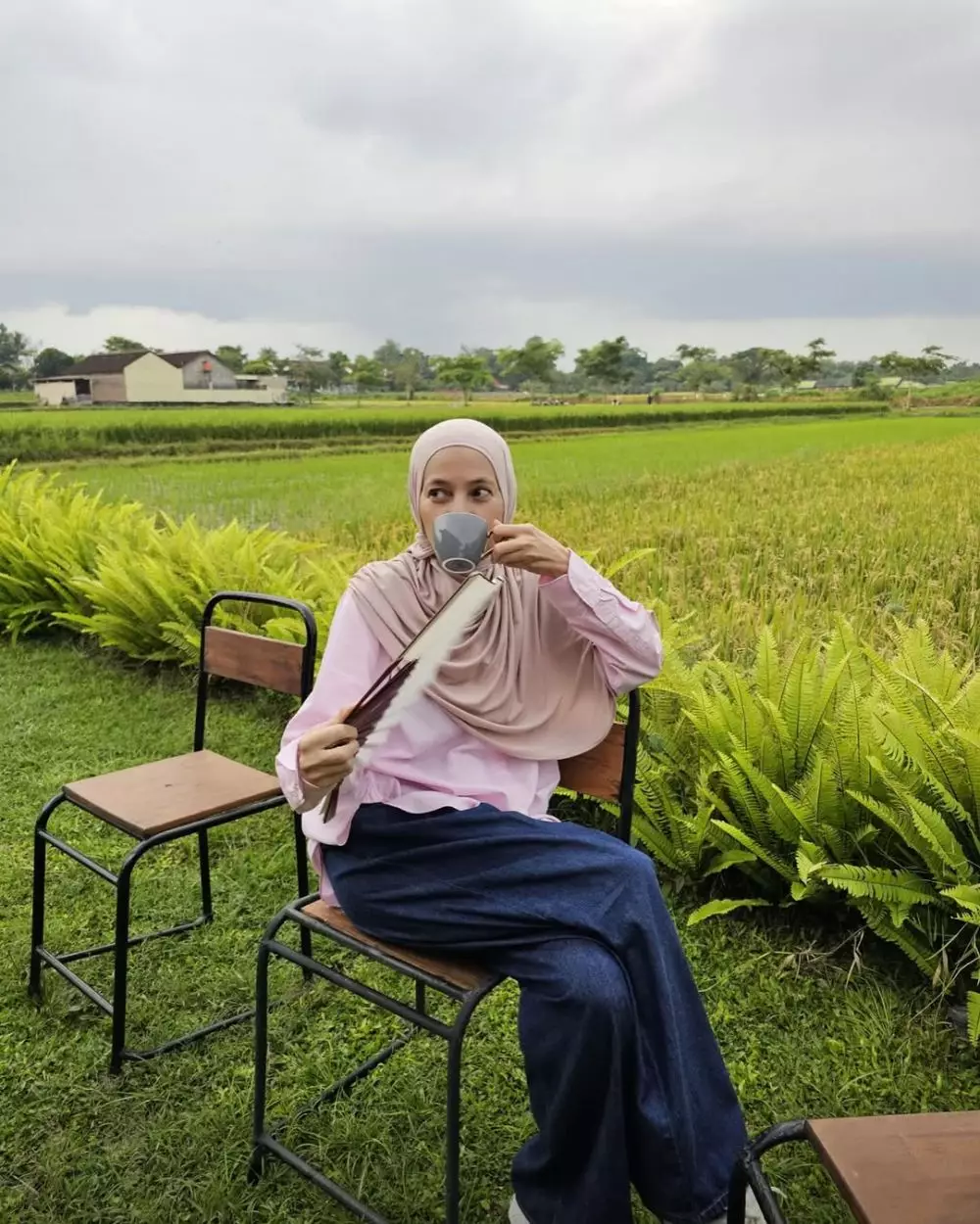 cut mini model majalah  © 2025 TikTok