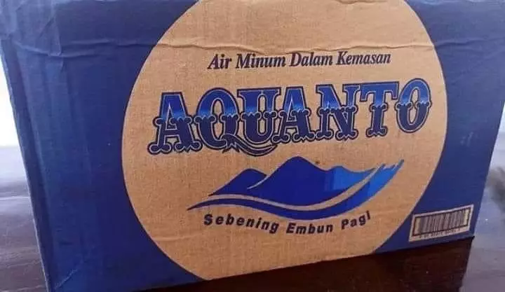 plesetan merek barang © Instagram