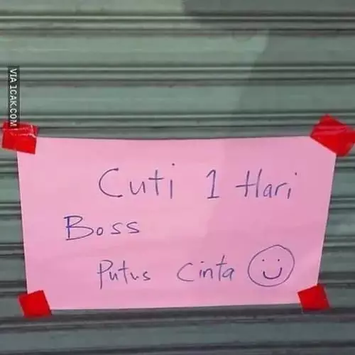 toko tutup nyeleneh berbagai sumber