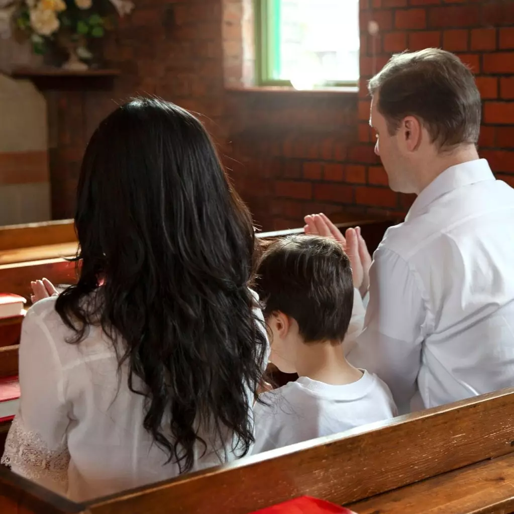 Renungan Jumat Agung 2025, singkat dan menyentuh hati