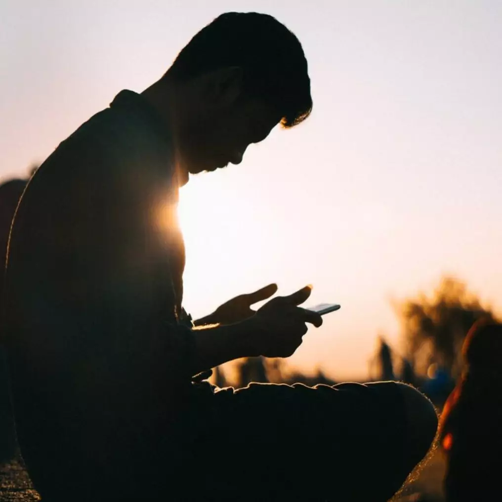 50 Pantun Uucapan Jumat Agung 2025, menyentuh, bermakna, dan penuh doa