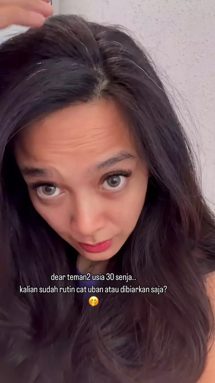 dea ananda pamer rambut beruban © 2025 Instagram dea ananda pamer rambut beruban © 2025 Instagram