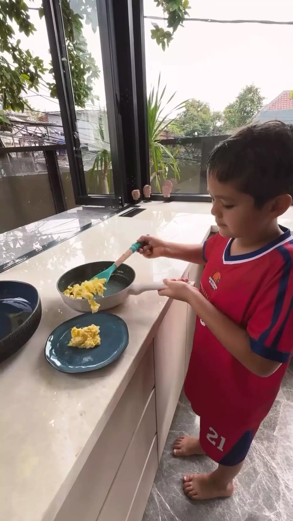 dapur rumah jessica iskandar © 2025 Instagram dapur rumah jessica iskandar © 2025 Instagram