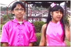 Bocah berkacamata ini vakum jadi artis pilih jadi kru TV, begini 9 potret terbarunya