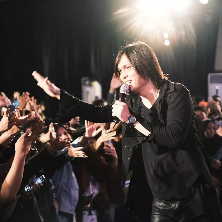 potret terbaru bocah lugu kini jadi musisi © instagram