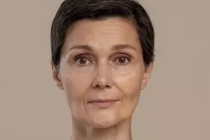 Ternyata ada cara ampuh kencangkan kulit, ini trik bikin wajah awet muda di usia 50 tahun pakai tepung