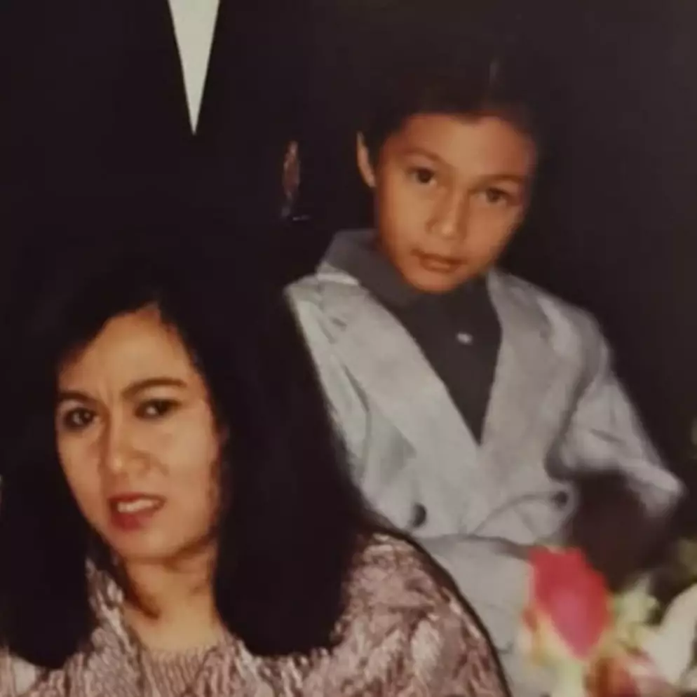 Dulu ingin jadi tentara, bocah ini kini bersinar sebagai artis sukses, intip 11 transformasinya