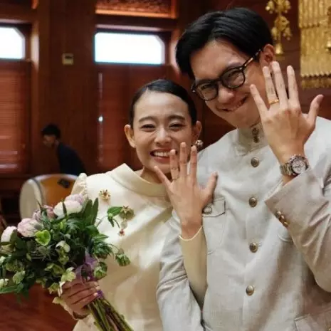 Kenalan dari DM Instagram berujung pelaminan, intip 9 momen pernikahan Brandon Salim dan Dhika Himawan