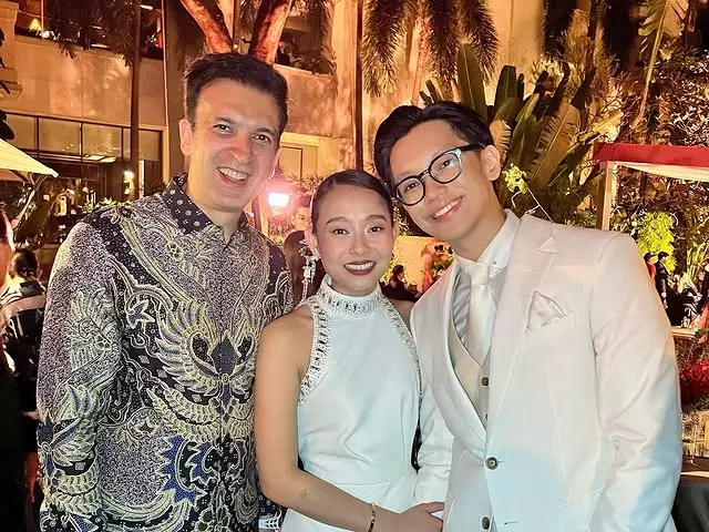  Penampilan seleb di nikahan Brandon Salim © berbagai sumber