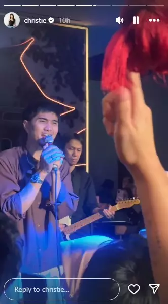  Penampilan seleb di nikahan Brandon Salim © berbagai sumber