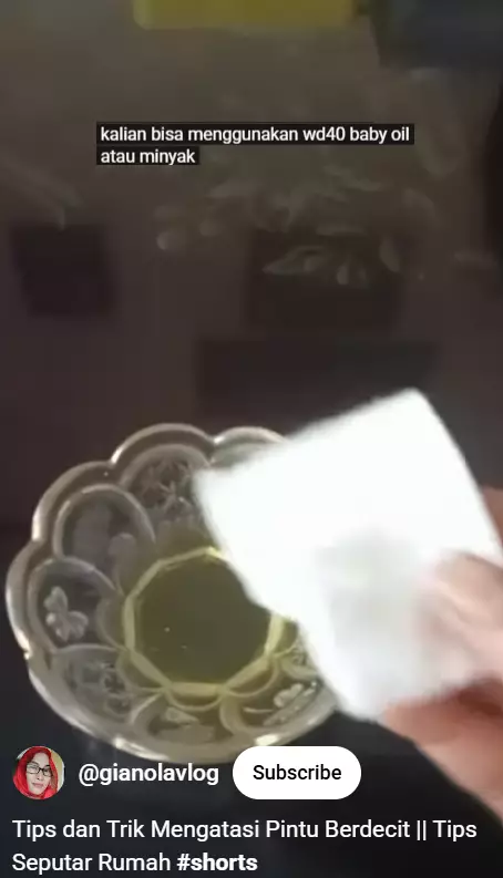 Pintu kayu tidak berdecit lagi sekaranga ketika dibuka, cukup pakai 1 bahan sederhana berbagai sumber Pintu kayu tidak berdecit lagi sekaranga ketika dibuka, cukup pakai 1 bahan sederhana berbagai sumber