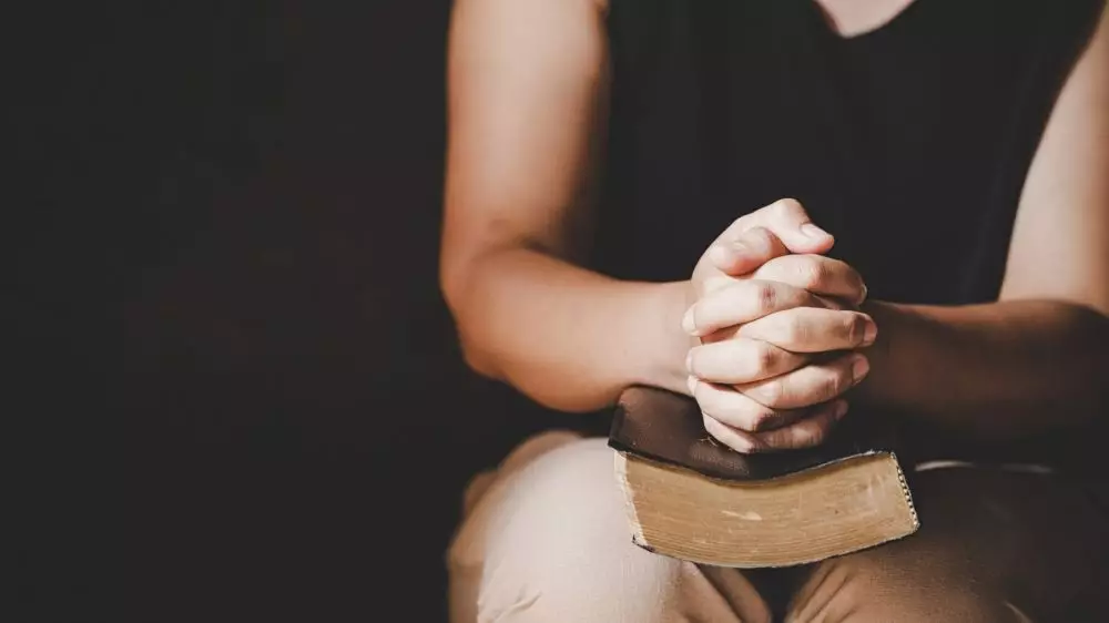 Kata-kata bijak Katolik singkat dan menyentuh hati 2025 © 2025 brilio.net Kata-kata bijak Katolik singkat dan menyentuh hati 2025 © 2025 brilio.net