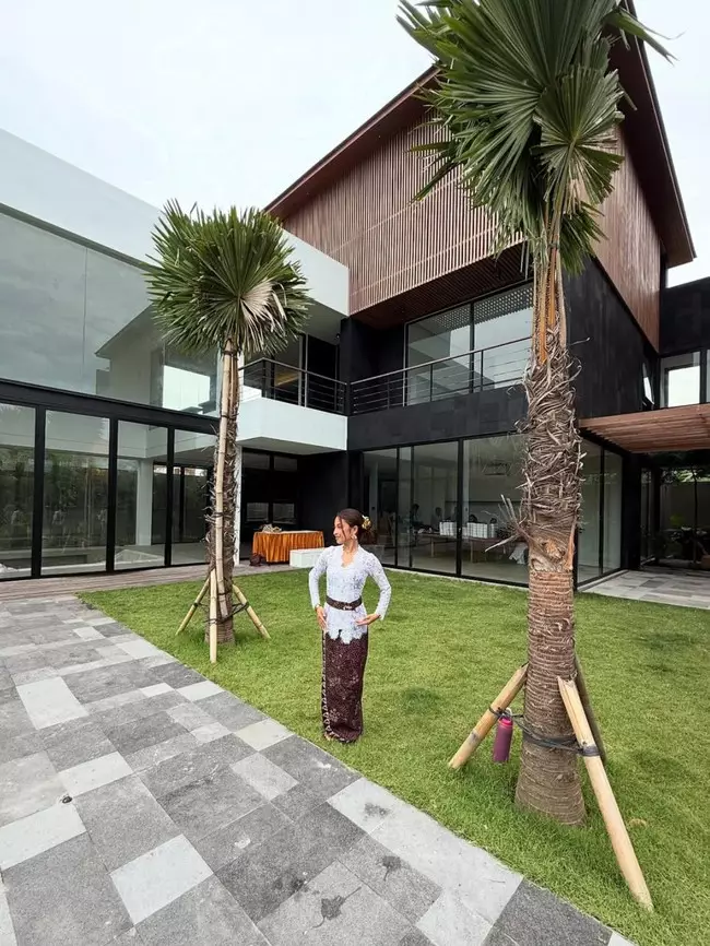 ruang keluarga Jennifer Coppen © TikTok