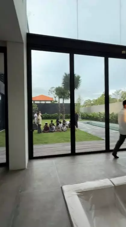 ruang keluarga Jennifer Coppen © TikTok