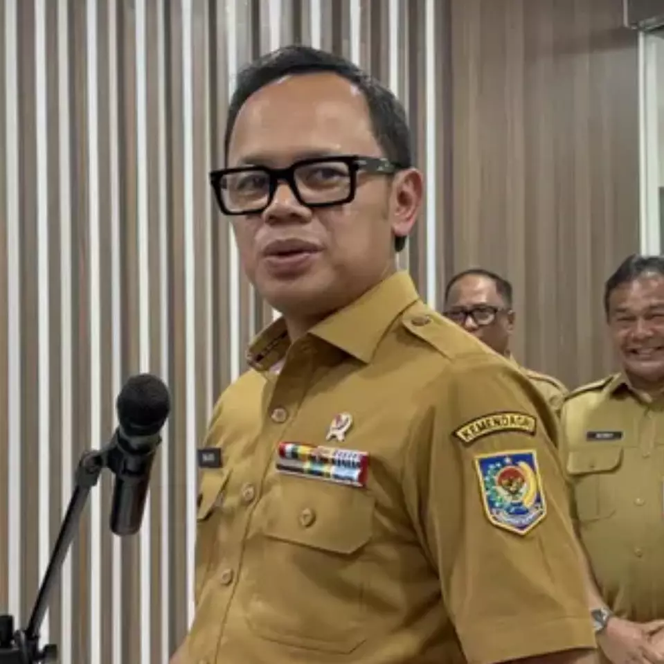 Buntut dari pelesiran ke Jepang tidak izin Kemendagri, Lucky Hakim dikenakan sanksi