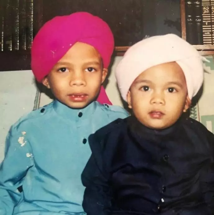 Bocah plontos ini tenar jadi YouTuber © berbagai sumber