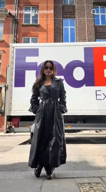 Jennifer Coppen liburan ke London © TikTok Jennifer Coppen liburan ke London © TikTok