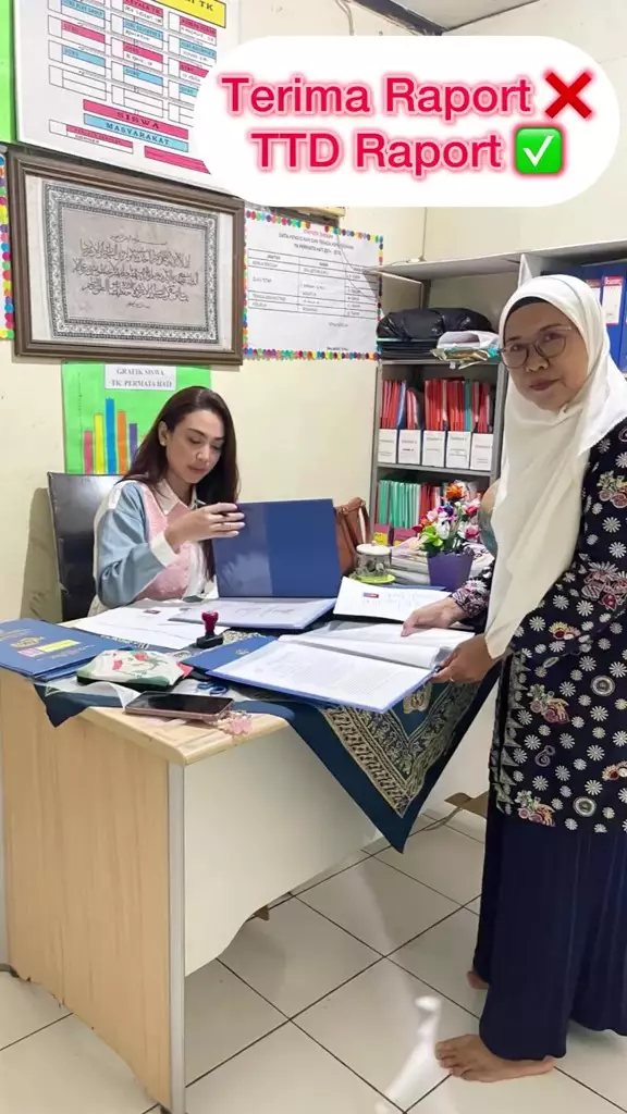 potret Dea Lestari jadi kepala sekolah © 2024 TikTok
