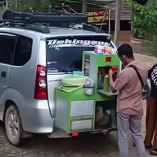 11 Potret kocak tukang bakso keliling ini ada aja terobosannya, ini baru S3 marketing