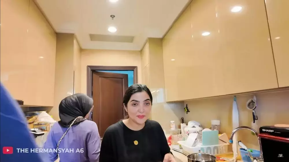 dapur kotor ashanty dan anang hermansyah  © 2025 YouTube