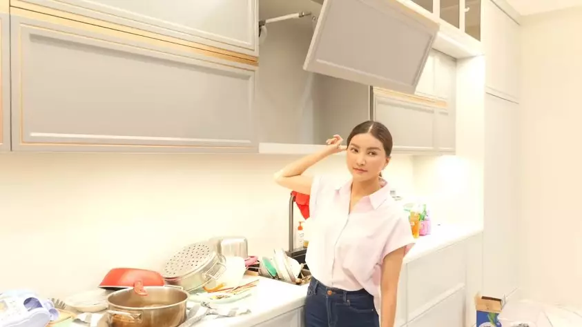 dapur di rumah baru Sarwendah © YouTube dapur di rumah baru Sarwendah © YouTube