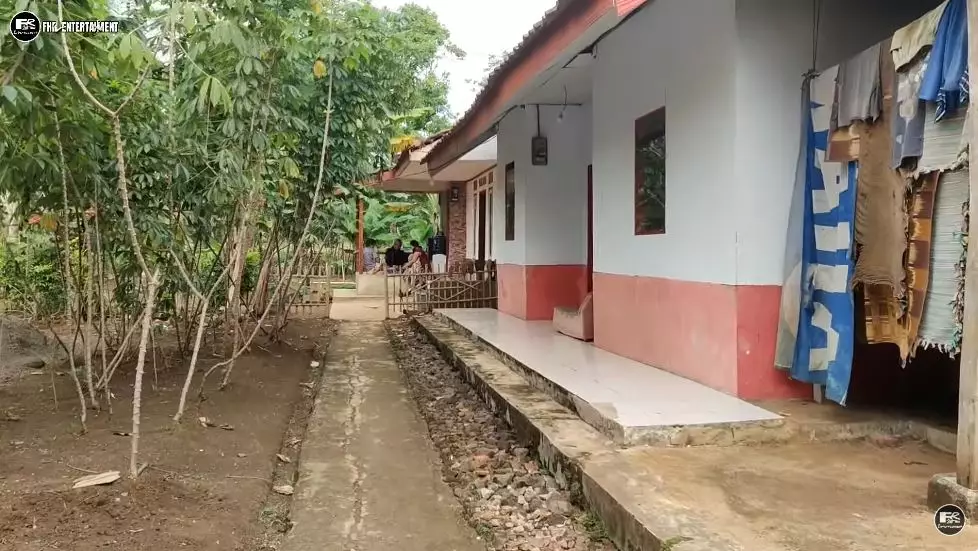potret rumah dodon srimulat © YouTube