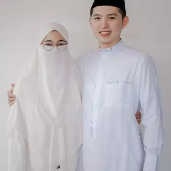 9 Potret rumah baru Ustaz Dennis Lim ini meski mungil tapi estetik, ada ruang belajar untuk santri