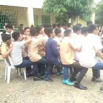 kocak bareng teman © berbagai sumber