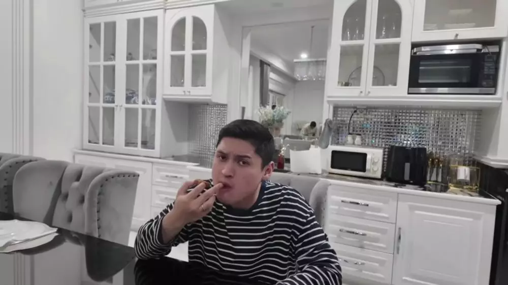 dapur baru beby tsabina  © 2025 YouTube