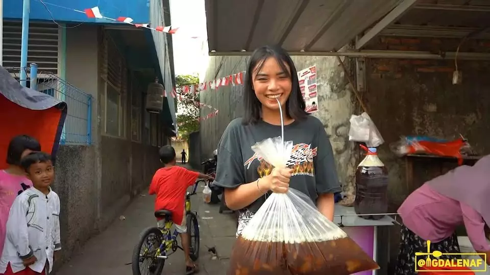 makanan minuman jumbo © berbagai sumber makanan minuman jumbo © berbagai sumber
